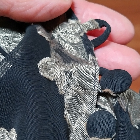 Semi-sheer button-up tunic top - Picture 7 of 8